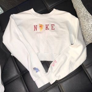 Crop sweater 
Vintage and Winnie the Pooh
Nike limited edition